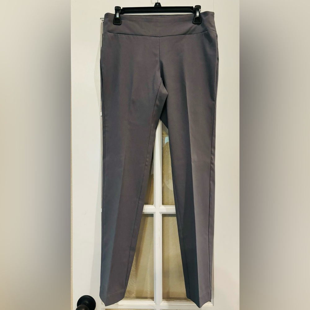 Women’s stretch dressy pants, size 4
